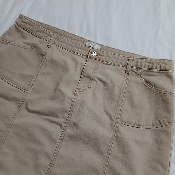 CJ BANKS women's 24 Khaki Mini-Skirt Cotton/Poly/Spandex blend Classic Timeless - Picture 3 of 10